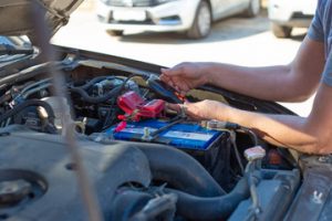 Substituição da Bateria do Seu Carro em Contagem